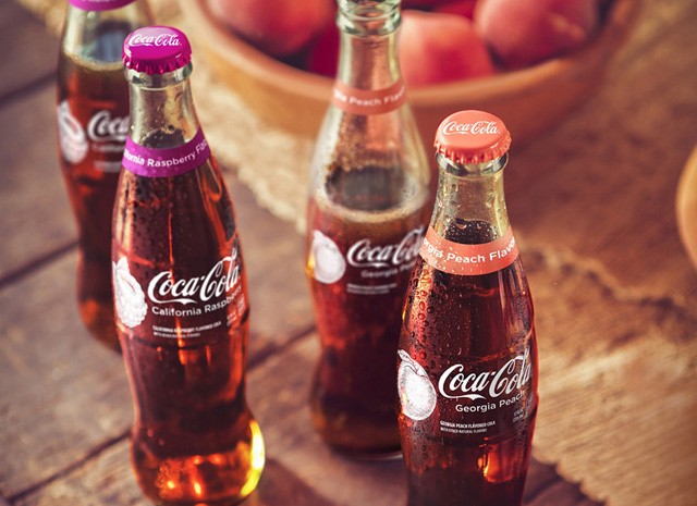 Málnás és barackos Coca-Cola