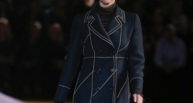 Most már hivatalos: Gemma Ward a kifutóra is visszatért!