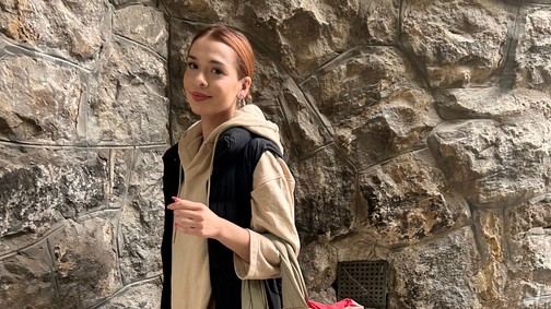 Szécsi Böbe énekesnő az őszi kényelem mellett döntött