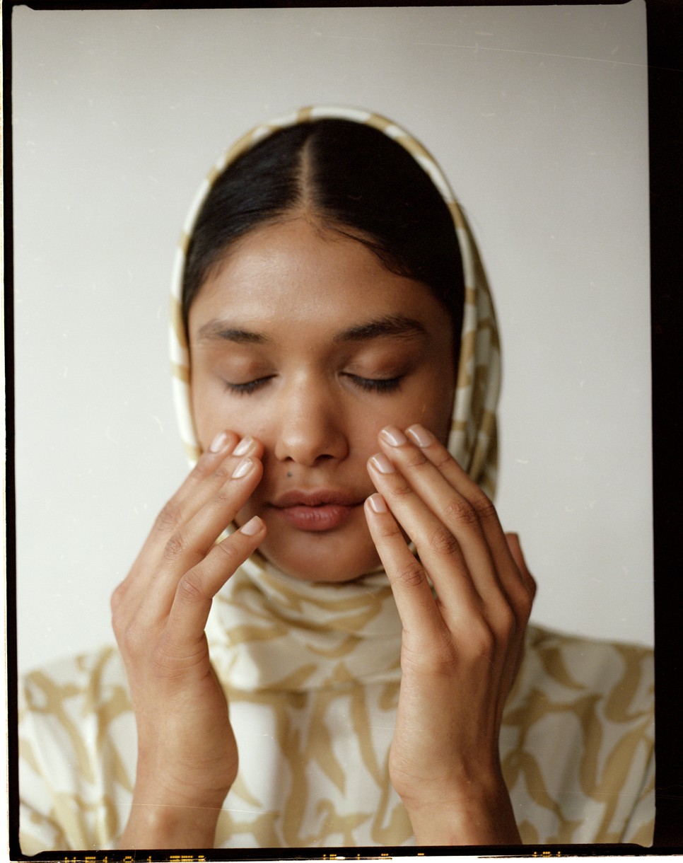 Az AERON Ramadán kollekciója csupa selyem