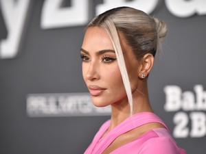 Kim Kardashian új szintre emelte a bosszúruha fogalmát