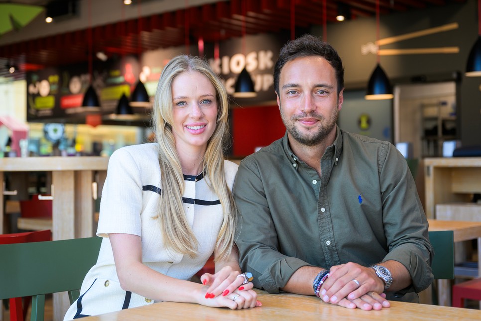 Vadász Fanni és Kanóczky Máté az ösztöndíj megálmodói