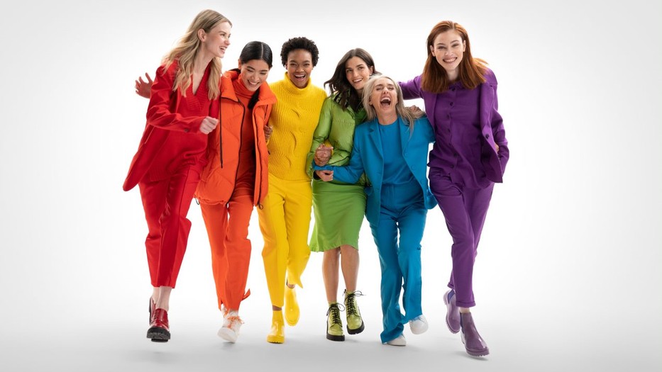 A színes darabok között mindenki talál kedvére valót a Marc Cain kollekciójában