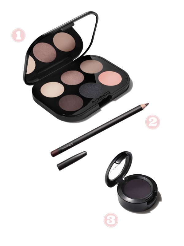 1. Connect In Colour szemhéjpúder paletta (Encrypted Kryptonite) MAC 16 700 Ft 2. Szájceruza (Nightmoth) MAC 9600 Ft 3. Mono szemhéjpúder (Carbon) MAC 9000 Ft