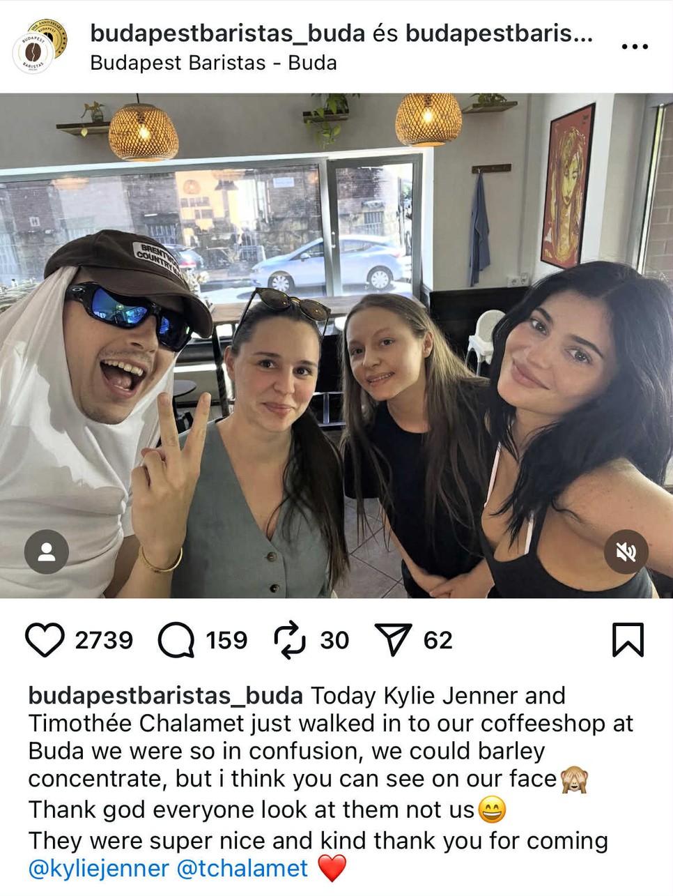 A Budapest Baristas dolgozóit megdöbbentette, hogy Timothée Chalamet és Kylie Jenner sétáltak be az ajtón