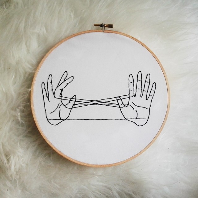 A magyar művész hímzéseivel meséli el, milyen a tökéletlenség - exkluzív interjú Palotás Ágival