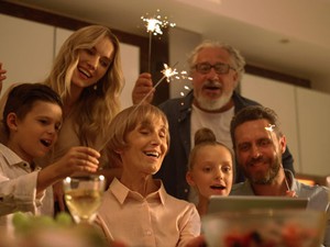 Hogyan lehet feldolgozni, hogy idén más lesz a karácsony?