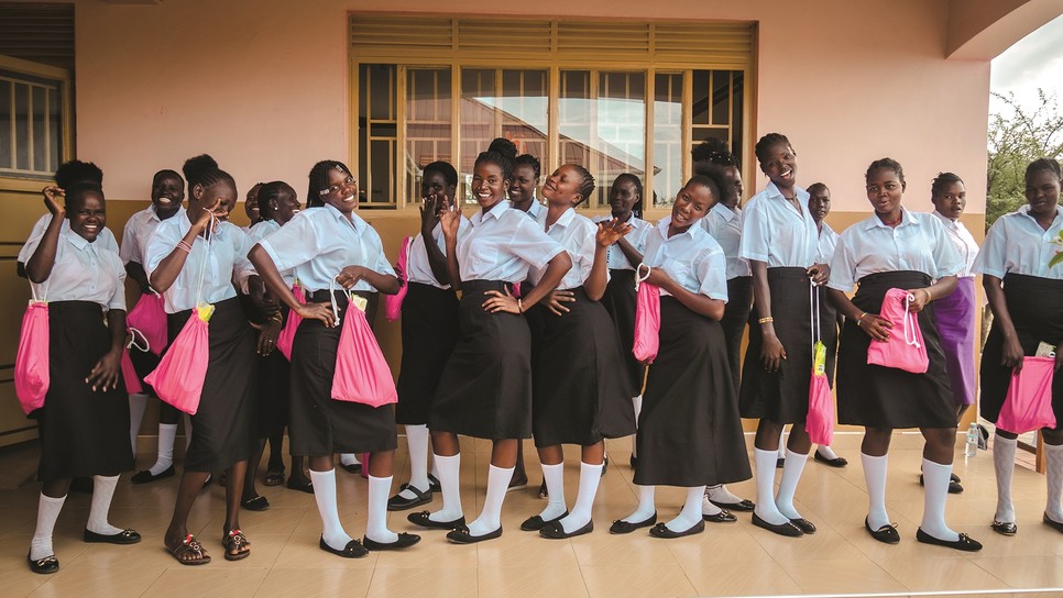 szivembenszuletett-afrika-glamour2