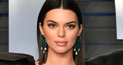 Kendall Jenner úgy néz ki, mint Paris Hilton a 90-es években