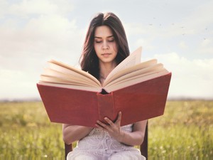 Irodalmi kvíz: 10 híres vers első sora – te tudod, ki írta őket?