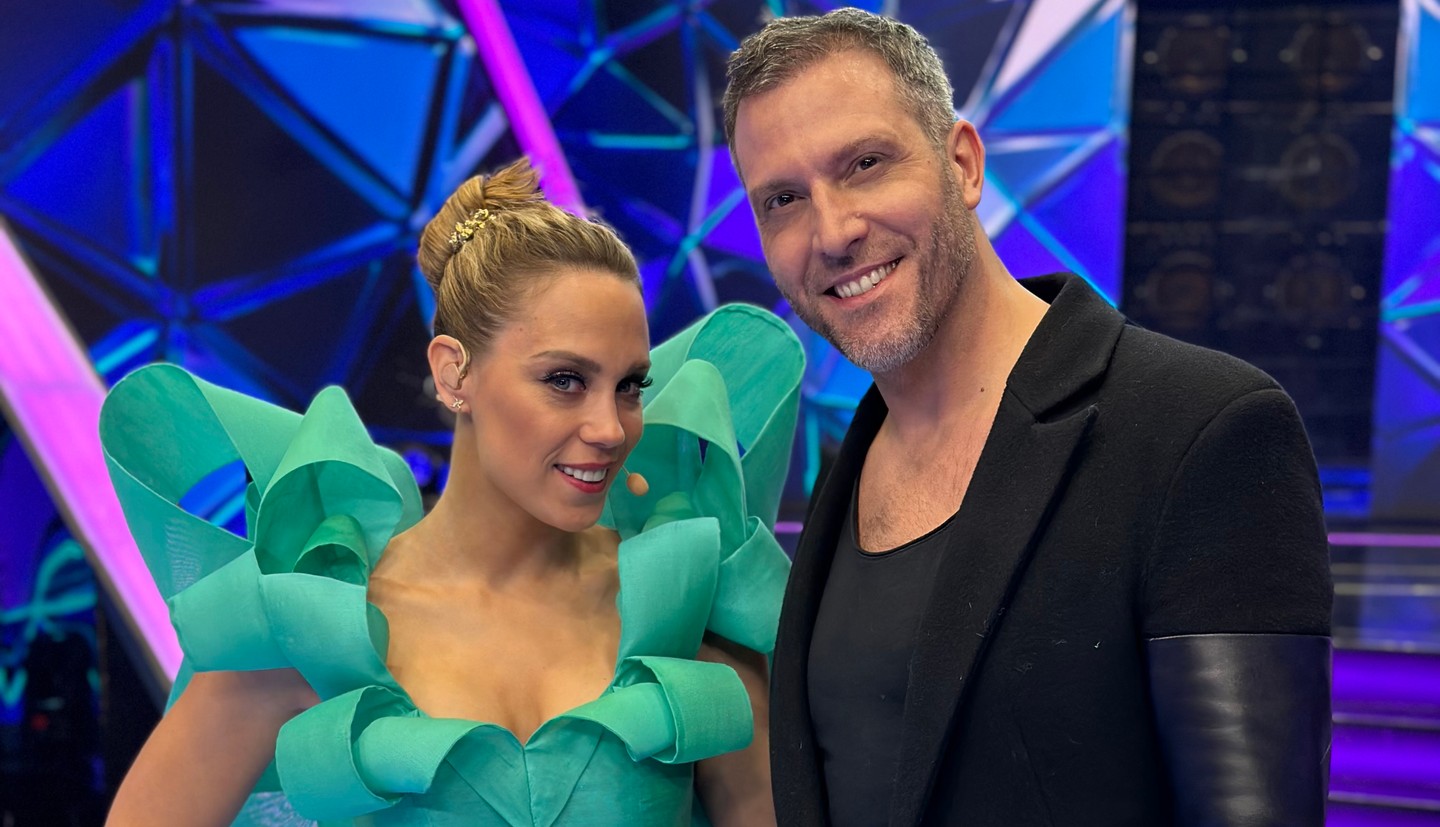 Lékai-Kiss Ramónának Mérő Péter ruhája vagy ez a hátrafésült konty áll jobban?