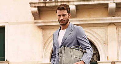 Mr. Grey Velencében kérkedik