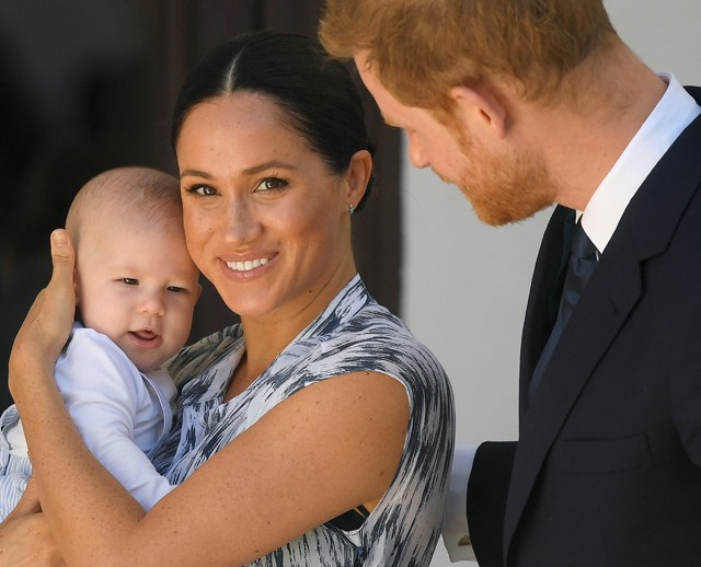 Meghan Markle és Harry herceg pereskednek a kis Archie miatt