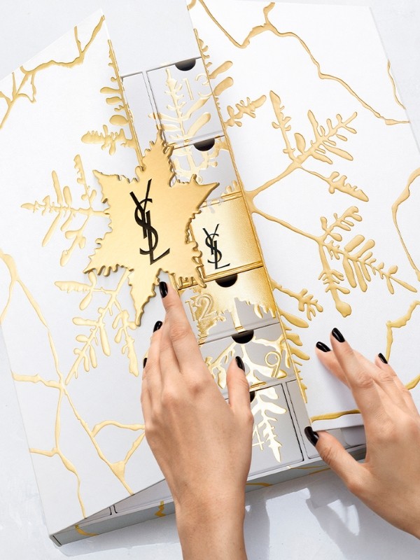 Adventi naptár YSL 132 990 Ft