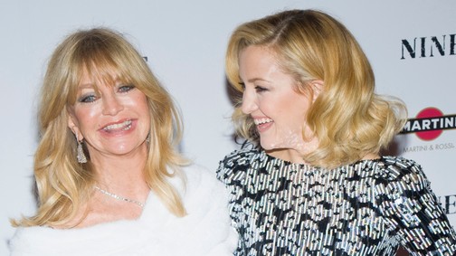 Kate Hudson és Goldie Hawn ikrekként ragyogtak a vörös szőnyegen
