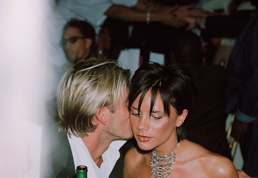 8 fotó a fiatal Victoria és David Beckham párosról, ami visszaadja a szerelembe vetett hitünket