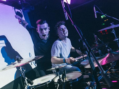 Villáminterjú Miták Bernadettel és a Yesyes zenekar két tagjával