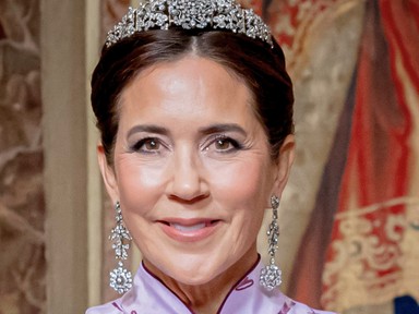 Mária dán királyné fejedelmi jelenségként tűnt fel férje, Frigyes király oldalán