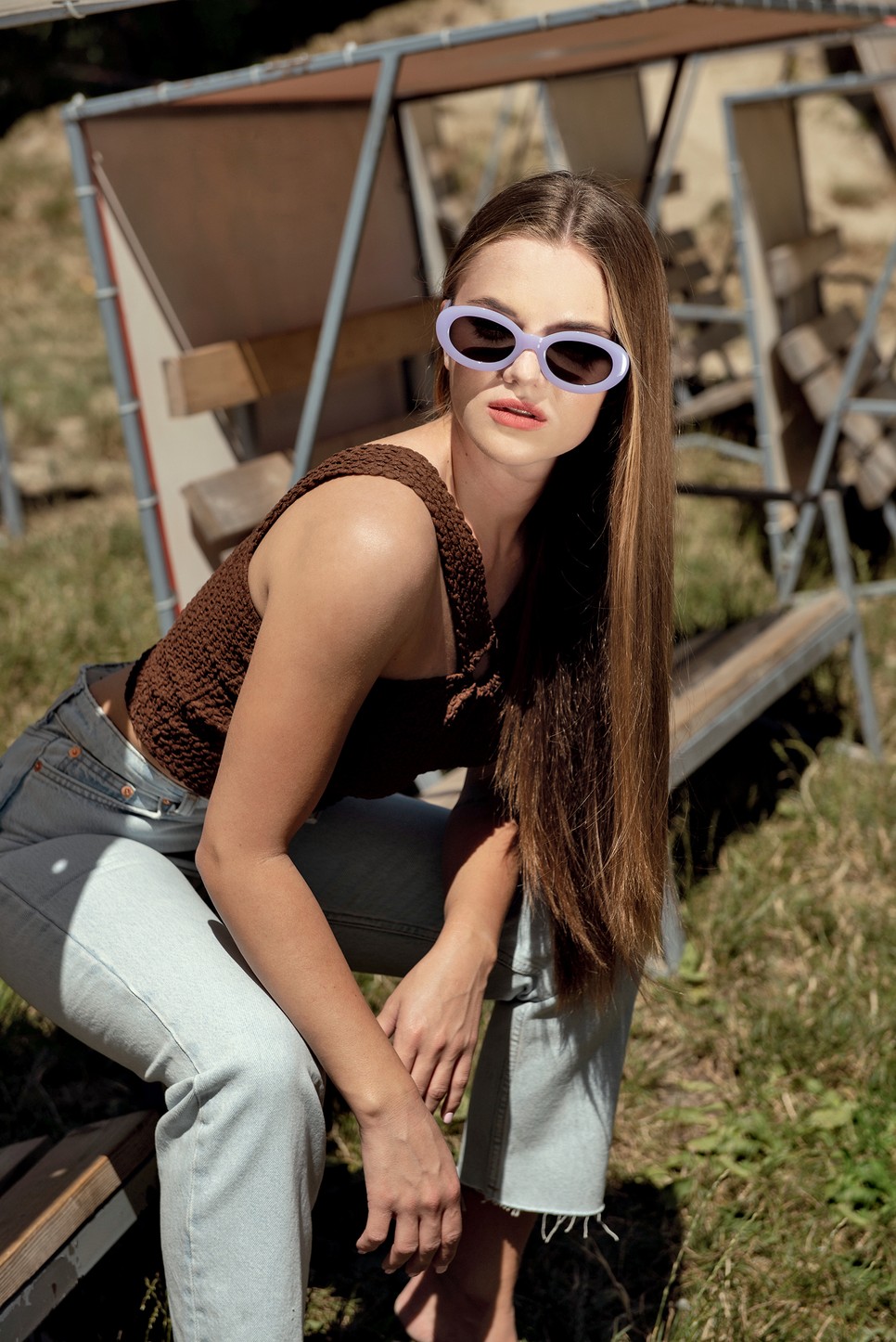 Top, farmer és napszemüveg MANGO 6995 Ft, 9995 Ft, 6995 Ft