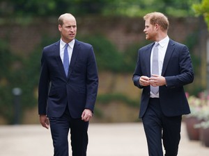 Szívszorító dolog derült ki Vilmos herceg és Harry herceg gyerekkoráról