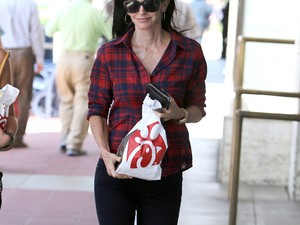 A nap grunge lánya: Courtney Cox