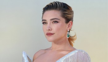 Florence Pugh meztelenfelsője a legkockázatosabb ruhadarab, amit valaha láttunk a vörös szőnyegen