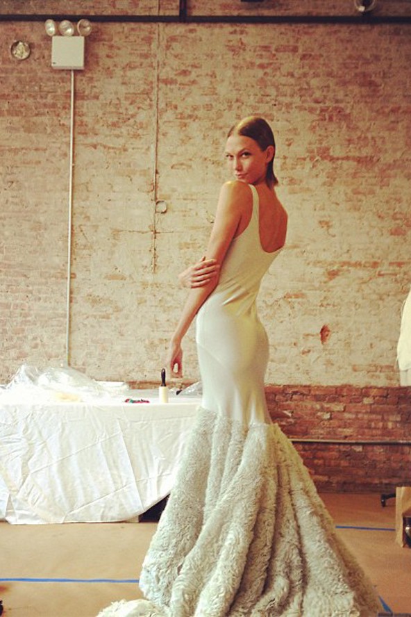 Karlie Kloss a Jason Wu kollekció backstage-jében