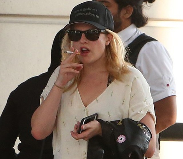 Valószínűleg nem tudtad, de ezek a sztárok bizony dohányoznak