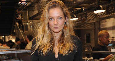 Hoppá! Mihalik Enikő újra a Playboy címlapján