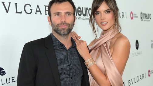 10 év után szakított az álompár! Pedig Alessandra Ambrosio mindent feladott családjáért!