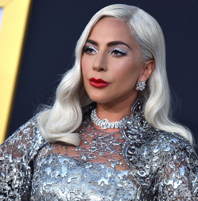 12 sztár, aki balkezes