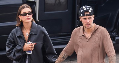 Justin Bieber és Hailey Bieber szerelmes fotójától elolvadtak a rajongók: nem akárhonnan jelentkezett be a sztárpár