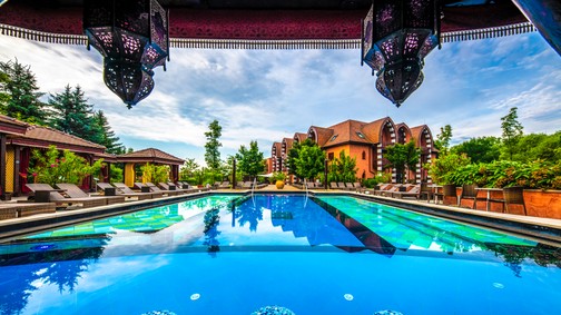 Mesés Shiraz Hotel, a Párok Oázisa: kóstolj bele az arab fürdőkultúra élménybirodalmába! 