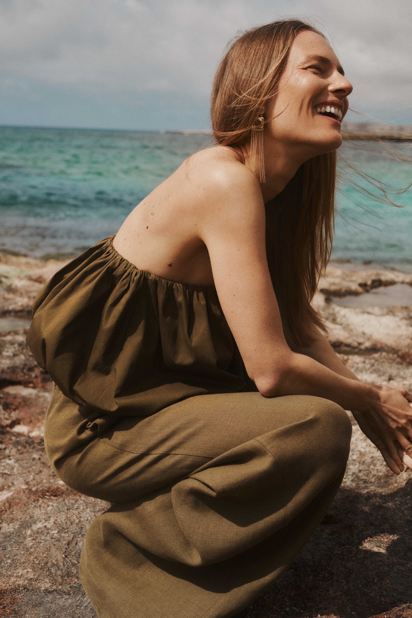 A LEBRAND x RESERVED nyári kollekciója effortless szabásokkal, trendi mintákkal és modern city to beach hangulattal hódít idén