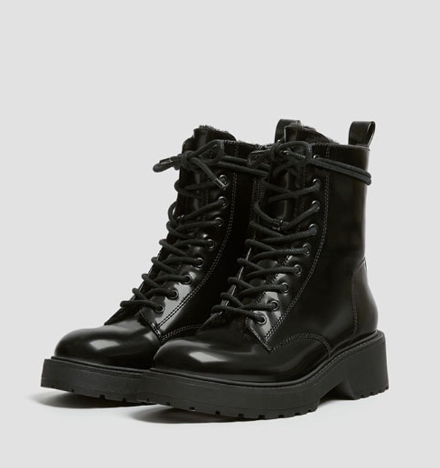 Keresztpántos bokacsizma béléssel PULL AND BEAR 12 995 Ft