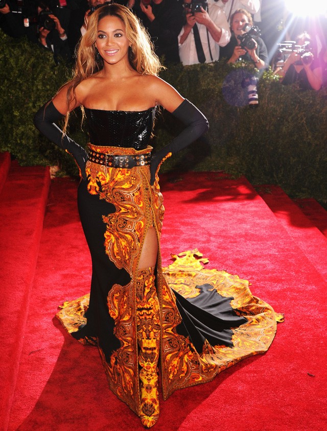 Beyoncé Givenchy kreációjában 