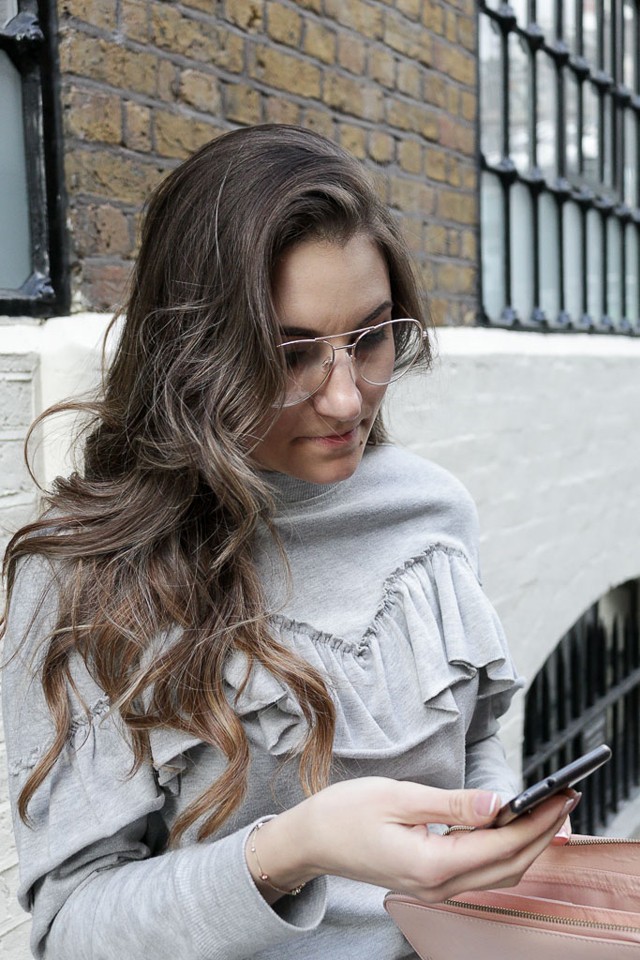 Üzleti megbeszéléshez ilyen szettet választ a divatszakember