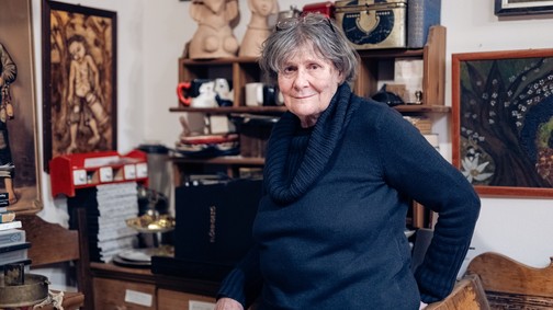 Kőszegi Edit filmrendező, forgatókönyvíró: „A cigány szóval együtt jár egy sajnálat, ebből ők már nagyon nem kérnek”