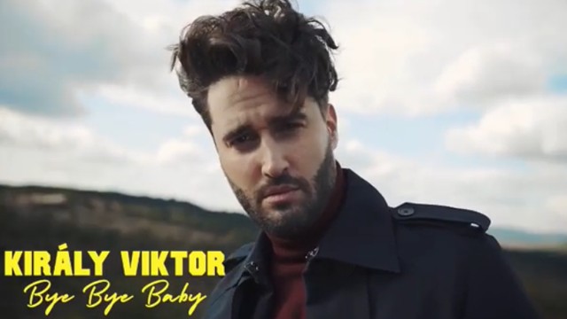 Vicces klippel és fülbemászó zenével jelentkezett Király Viktor és néhány hasonmása