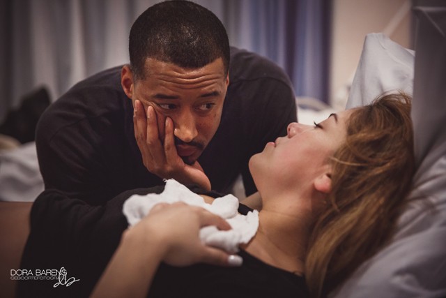 Exkluzív interjú! A népszerű magyar fotós nem csak a babákat, de a születés pillanatait is megörökíti