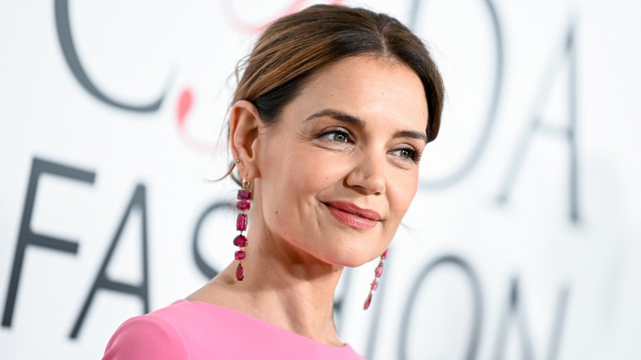 Katie Holmes megmutatta, mi az a smink, amire esküszik