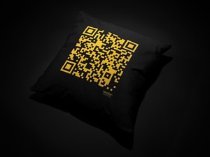 Weiler Péter megtervezte a legdrágább magyar NFT díszpárnákat!