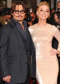Johnny Deppnél Amber Heard van nyeregben?