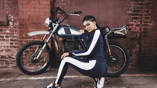 Itt vannak Kylie Jenner Puma kampányának a képei!!