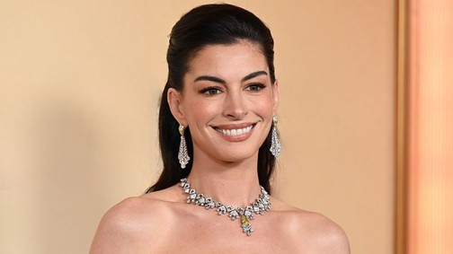 Fotókon Anne Hathaway legemlékezetesebb meztelenruhái az elmúlt 20 évből