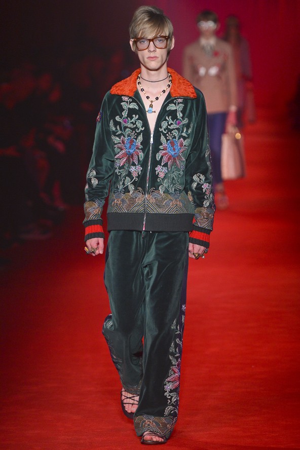 A Gucci hülyét csinál a férfiakból