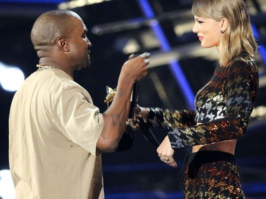 Taylor Swift nagyon jól beszólt Kanye Westnek a Grammy gálán