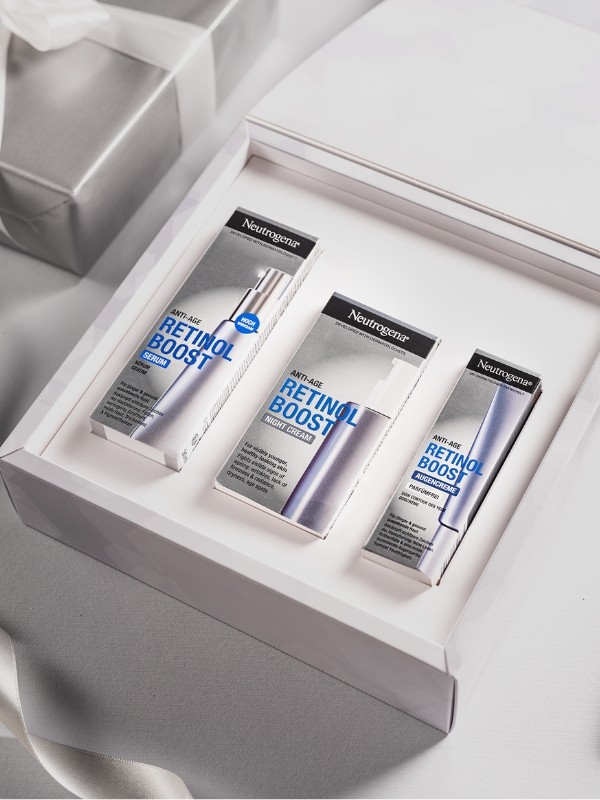Retinol Boost karácsonyi szett NEUTROGENA 12 599 Ft