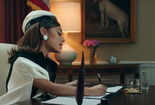 Ariana Grande az Egyesült Államok elnökét játssza az új klipjében