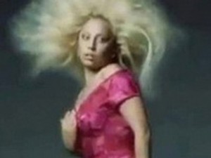 Lady Gaga, a Vogue és a photoshop esete